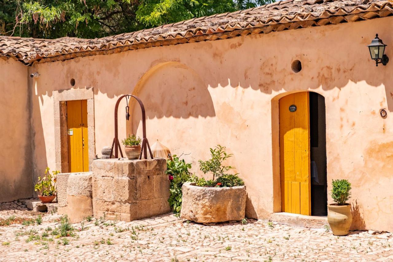 Villa Zottopera - Dimora Di Sicilia Chiaramonte Gulfi Kültér fotó