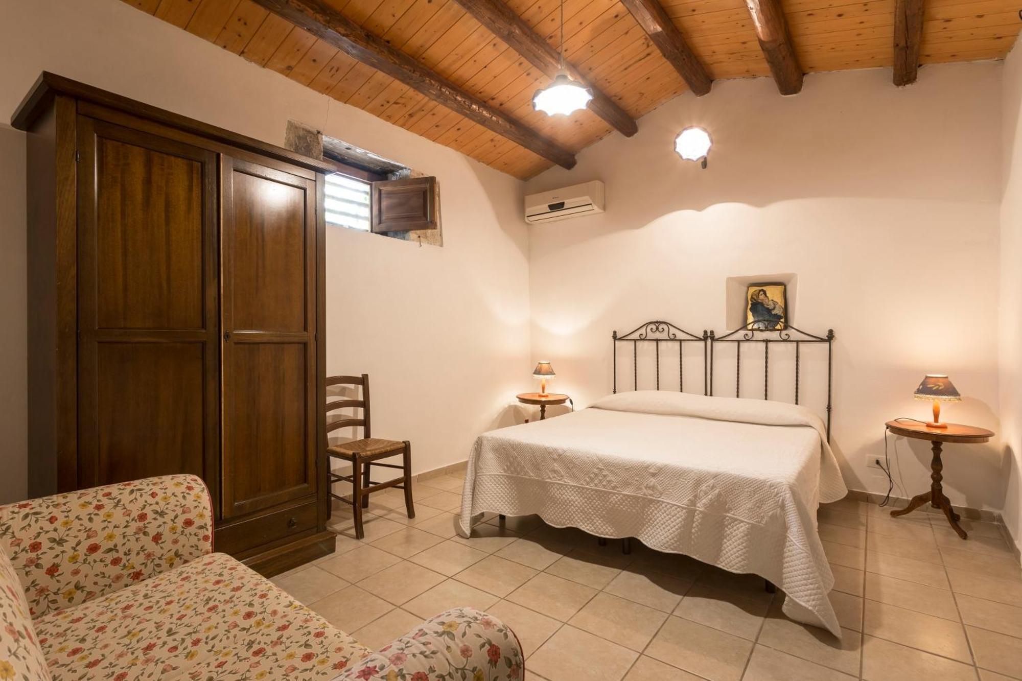 Villa Zottopera - Dimora Di Sicilia Chiaramonte Gulfi Kültér fotó